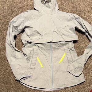 lululemon athletica Light Gray Ski Jacket with Yellow Details